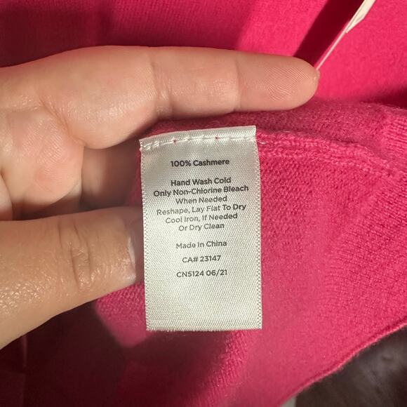 NEW Talbots Hot Pink 100% Cashmere Sweater Soft Bright Crew Size MP $54 firm - Picture 6 of 7